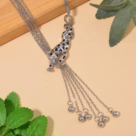 White Austrian Crystal Leapord Adjustable Necklace New - Picture 2 of 5